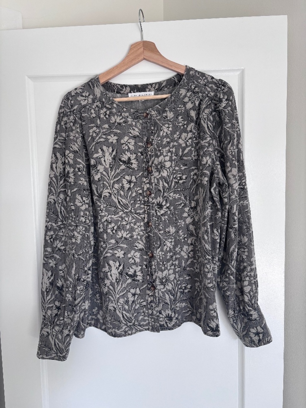 Jane and Delancey Tencel Wildflower Print Button Down Blouse Women’s Size Medium